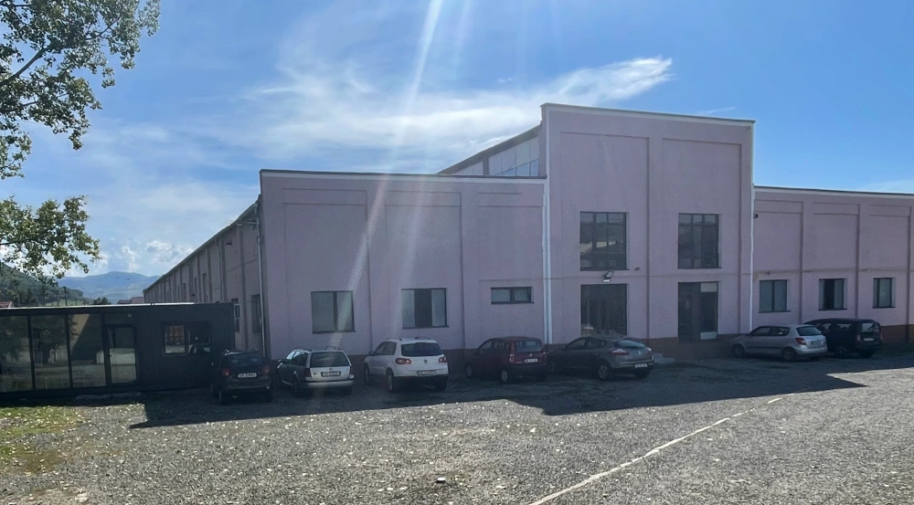 Vue du site de PAROM à Petresti
